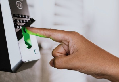 Sistema de Controlo de Acesso e Assiduidade